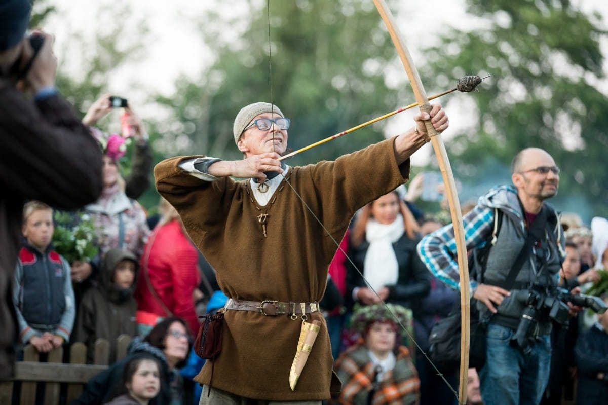 VASARAS SAULGRIEŽI LATVIJAS NOVADOS