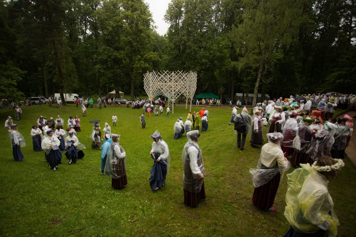 XXVI Vispārejo latviešu Dziesmu un XVI Deju svētku Ieskaņas koncerts Dikļos