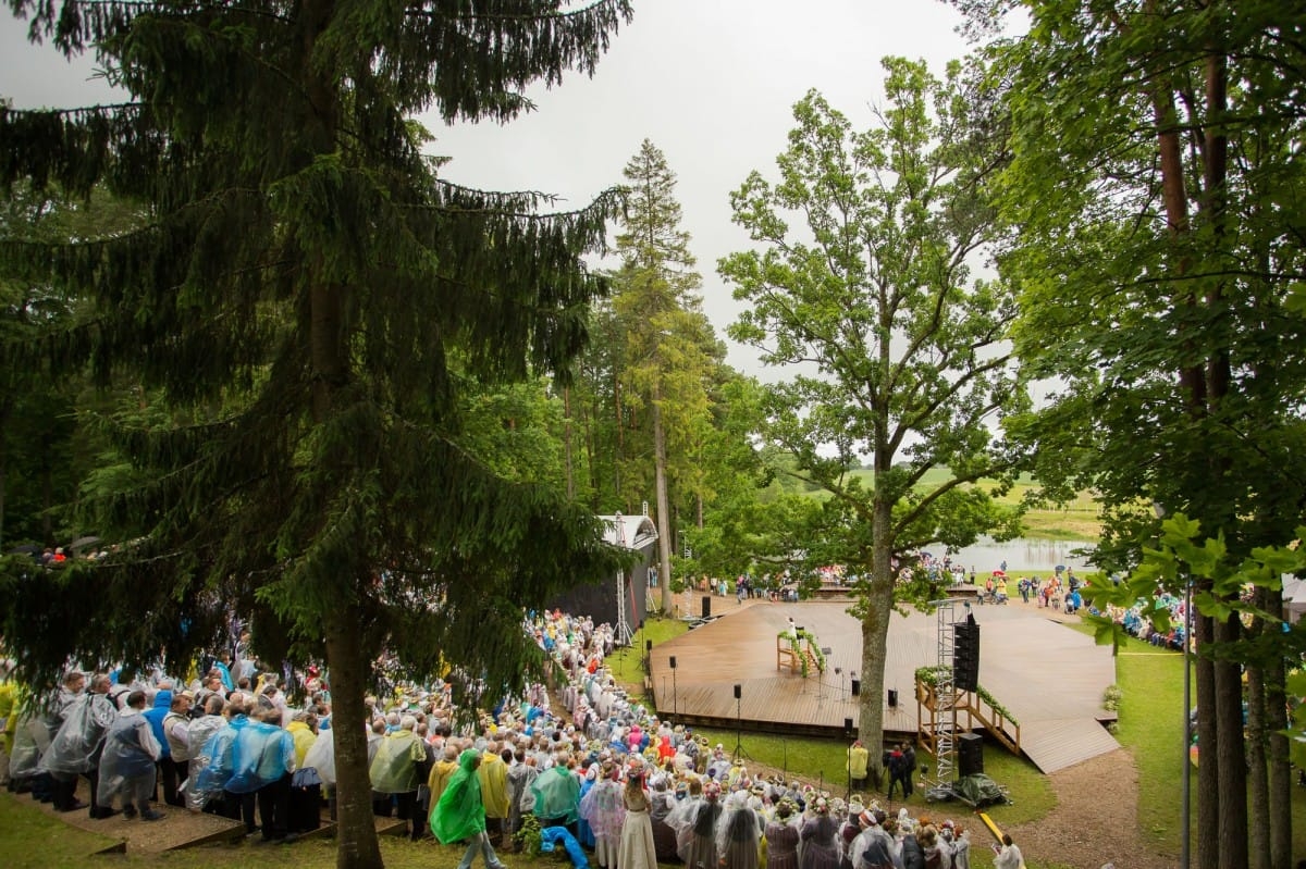 XXVI Vispārejo latviešu Dziesmu un XVI Deju svētku Ieskaņas koncerts Dikļos