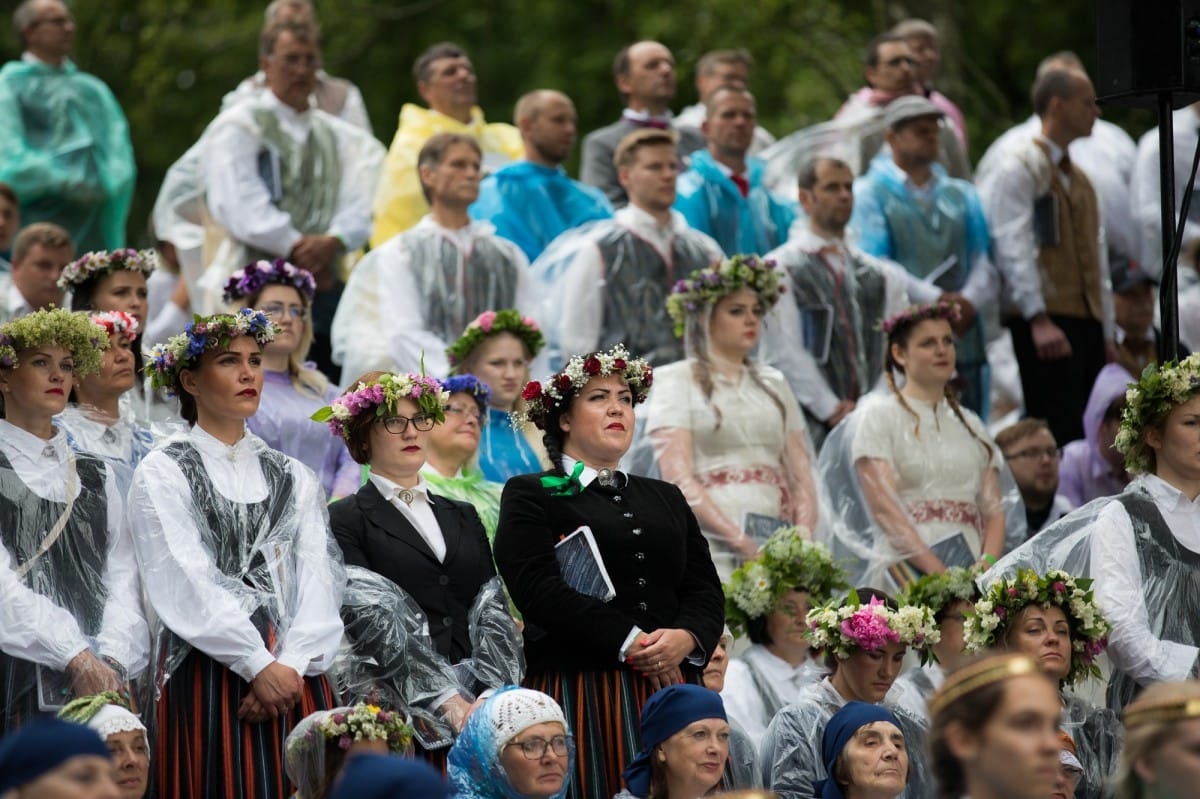 XXVI Vispārejo latviešu Dziesmu un XVI Deju svētku Ieskaņas koncerts Dikļos