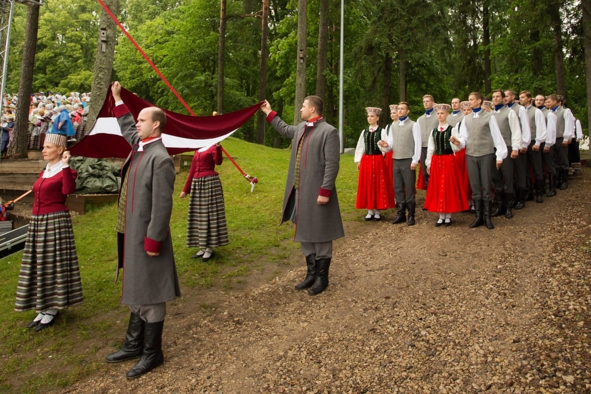 XXVI Vispārejo latviešu Dziesmu un XVI Deju svētku Ieskaņas koncerts Dikļos