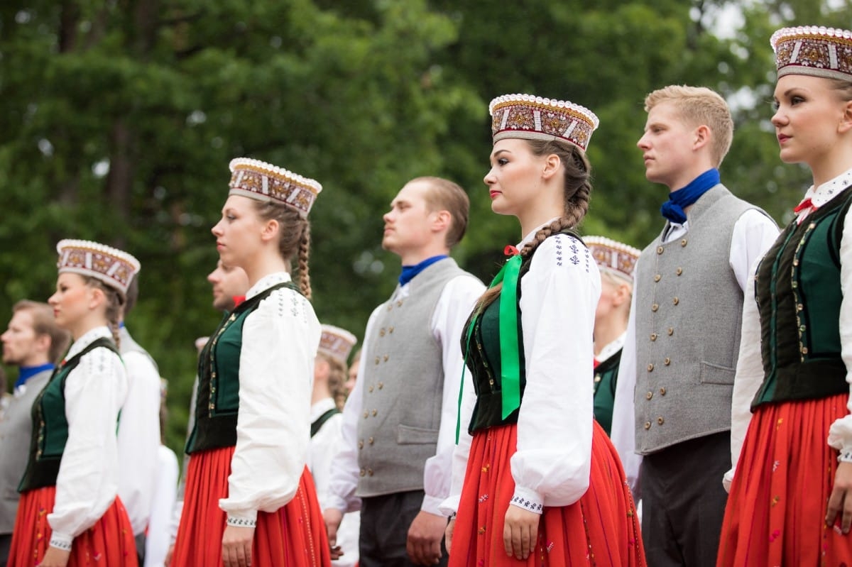 XXVI Vispārejo latviešu Dziesmu un XVI Deju svētku Ieskaņas koncerts Dikļos