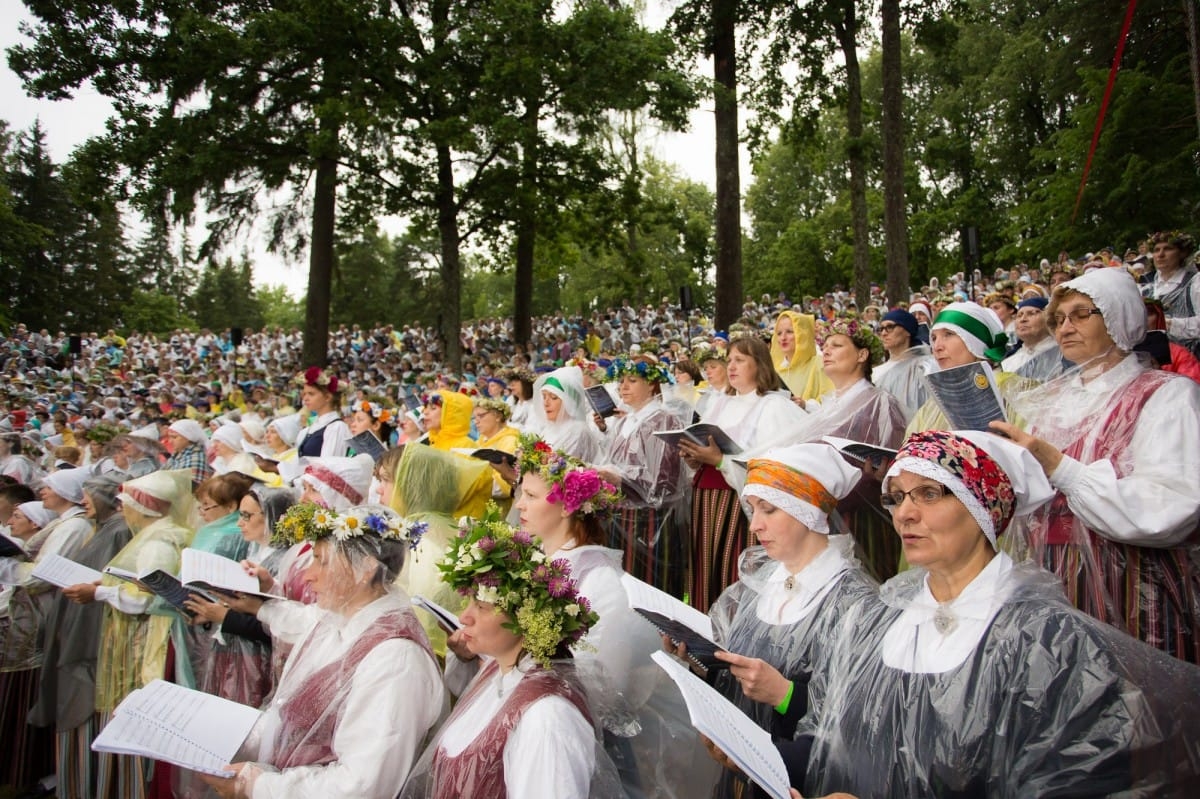 XXVI Vispārejo latviešu Dziesmu un XVI Deju svētku Ieskaņas koncerts Dikļos