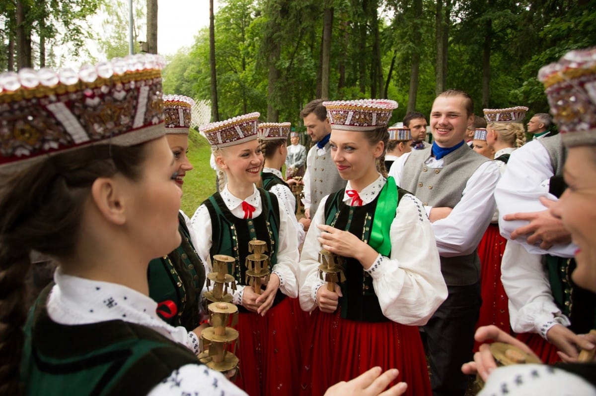 XXVI Vispārejo latviešu Dziesmu un XVI Deju svētku Ieskaņas koncerts Dikļos