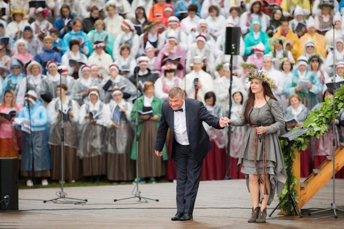 XXVI Vispārejo latviešu Dziesmu un XVI Deju svētku Ieskaņas koncerts Dikļos