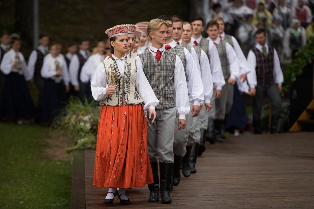 XXVI Vispārejo latviešu Dziesmu un XVI Deju svētku Ieskaņas koncerts Dikļos