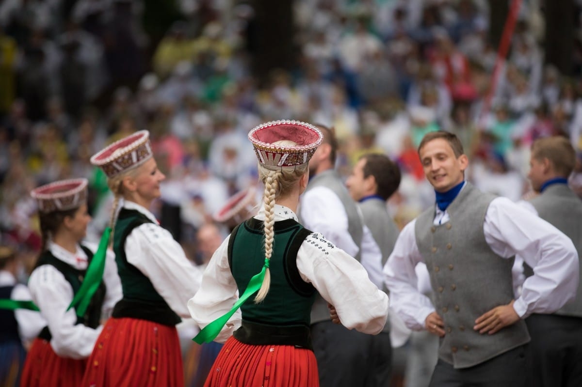 XXVI Vispārejo latviešu Dziesmu un XVI Deju svētku Ieskaņas koncerts Dikļos