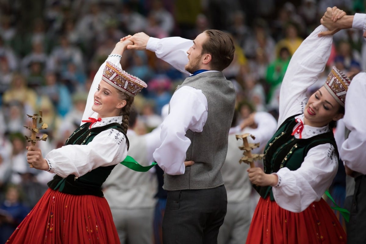 XXVI Vispārejo latviešu Dziesmu un XVI Deju svētku Ieskaņas koncerts Dikļos