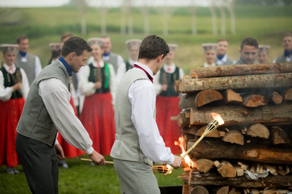XXVI Vispārejo latviešu Dziesmu un XVI Deju svētku Ieskaņas koncerts Dikļos