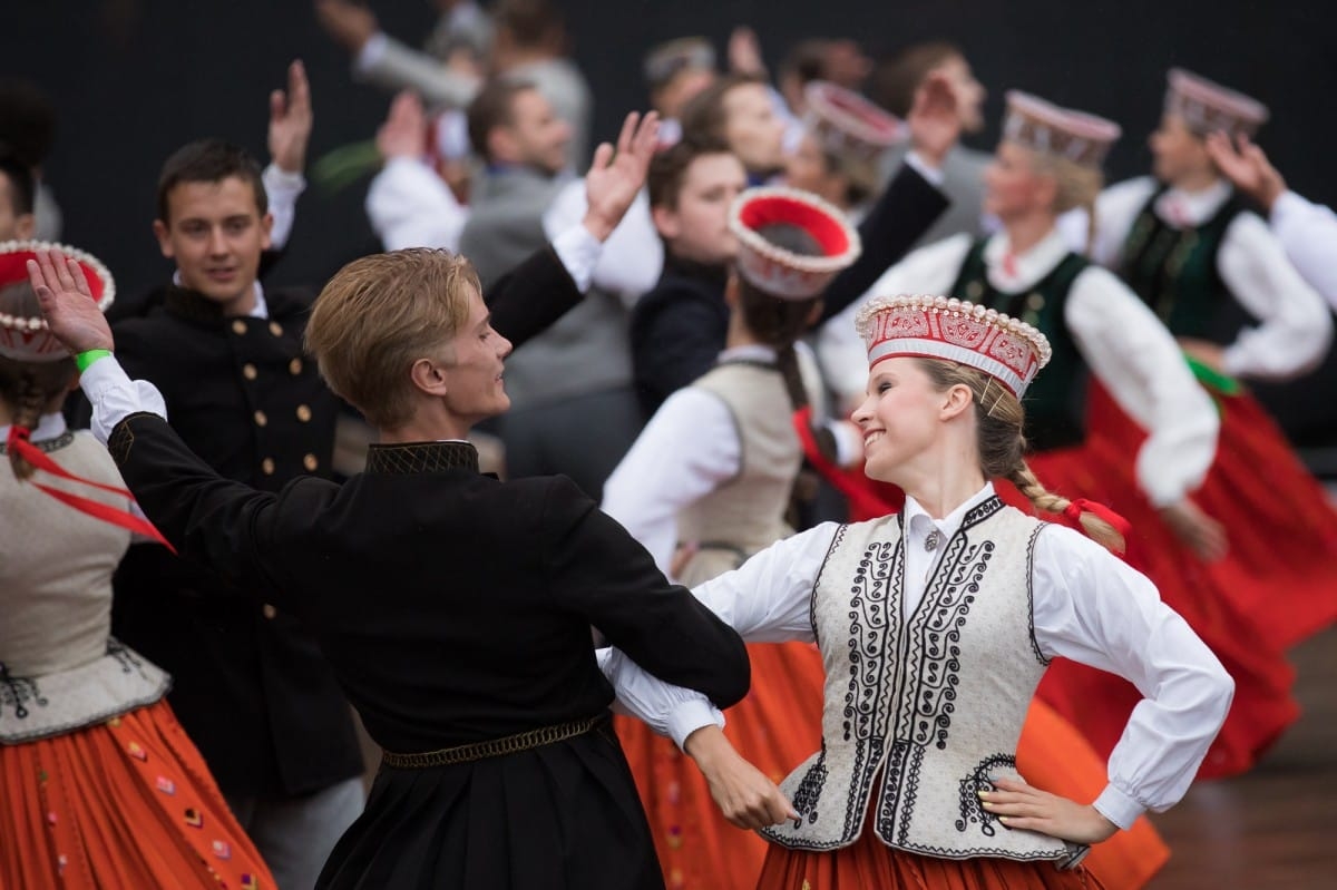 XXVI Vispārejo latviešu Dziesmu un XVI Deju svētku Ieskaņas koncerts Dikļos