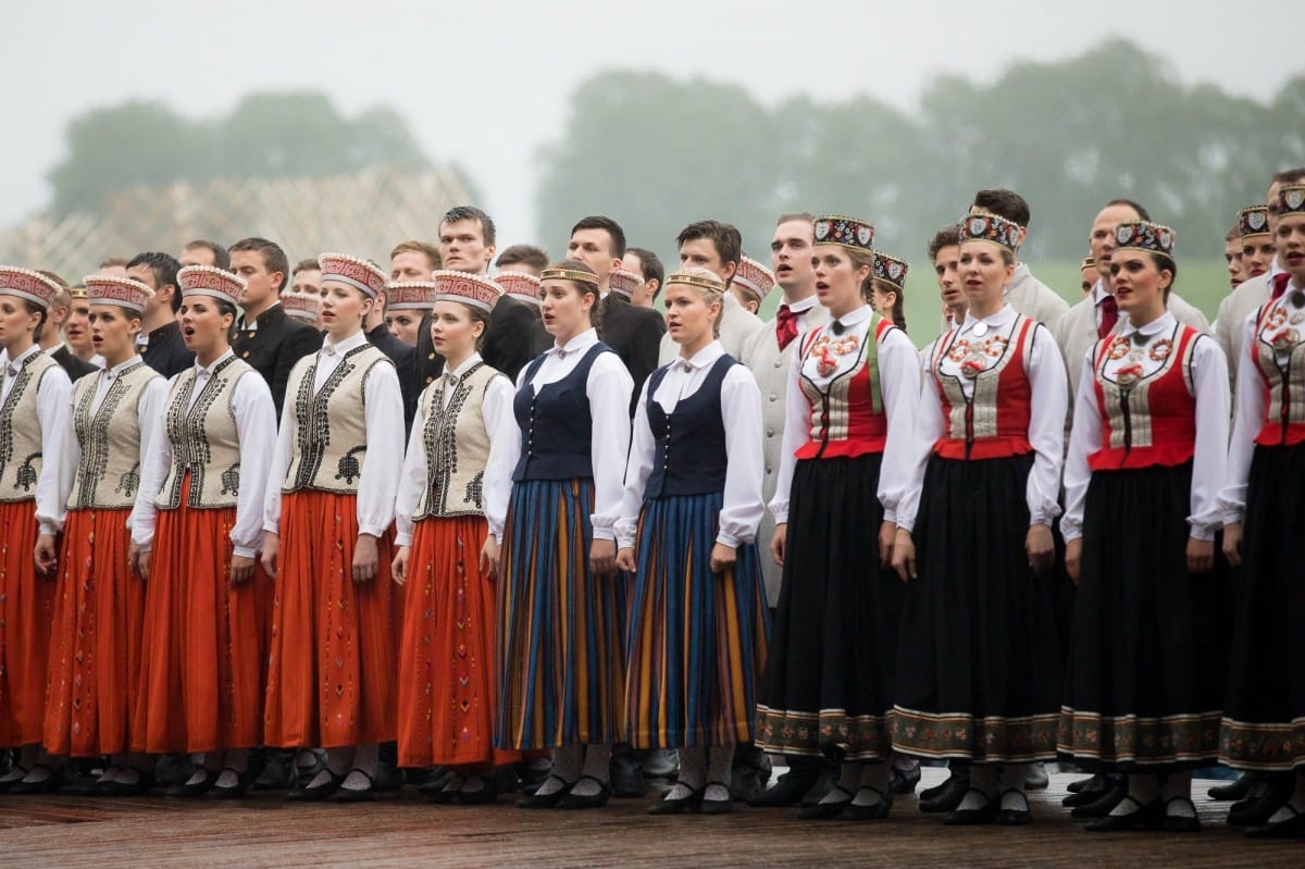 XXVI Vispārejo latviešu Dziesmu un XVI Deju svētku Ieskaņas koncerts Dikļos