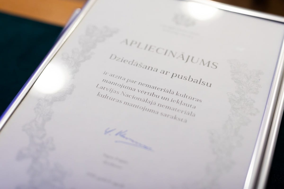 Apliecinājumu par vērtību iekļaušanu Latvijas Nacionālā nemateriālā kultūras mantojuma sarakstā pasniegšanas pasākums