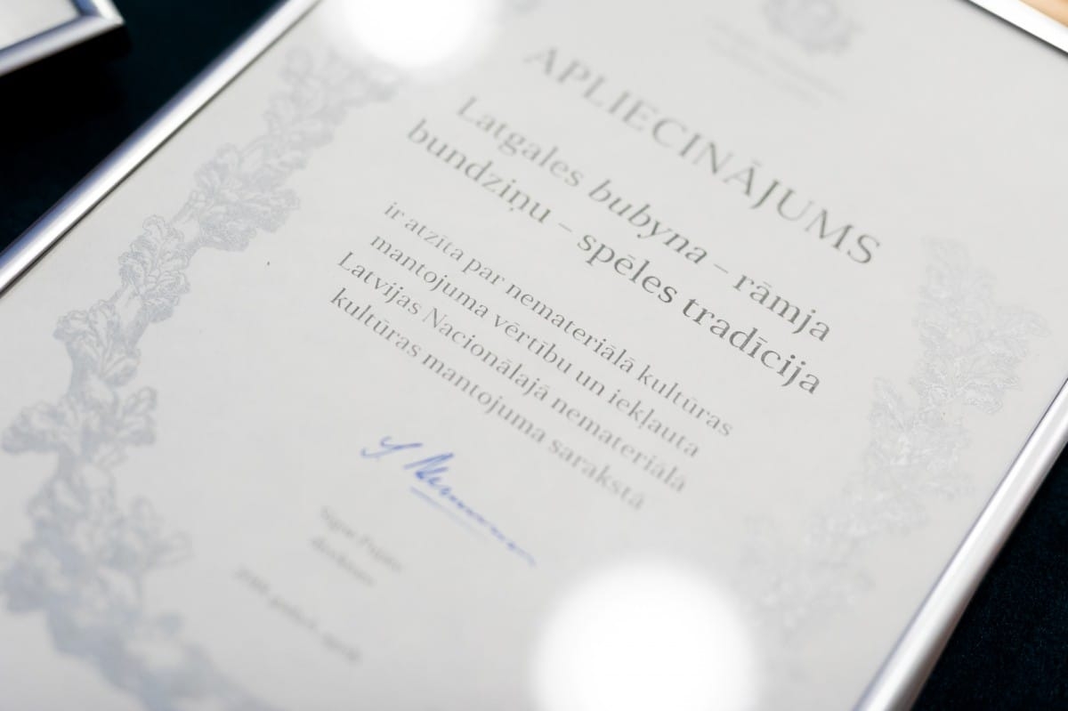 Apliecinājumu par vērtību iekļaušanu Latvijas Nacionālā nemateriālā kultūras mantojuma sarakstā pasniegšanas pasākums