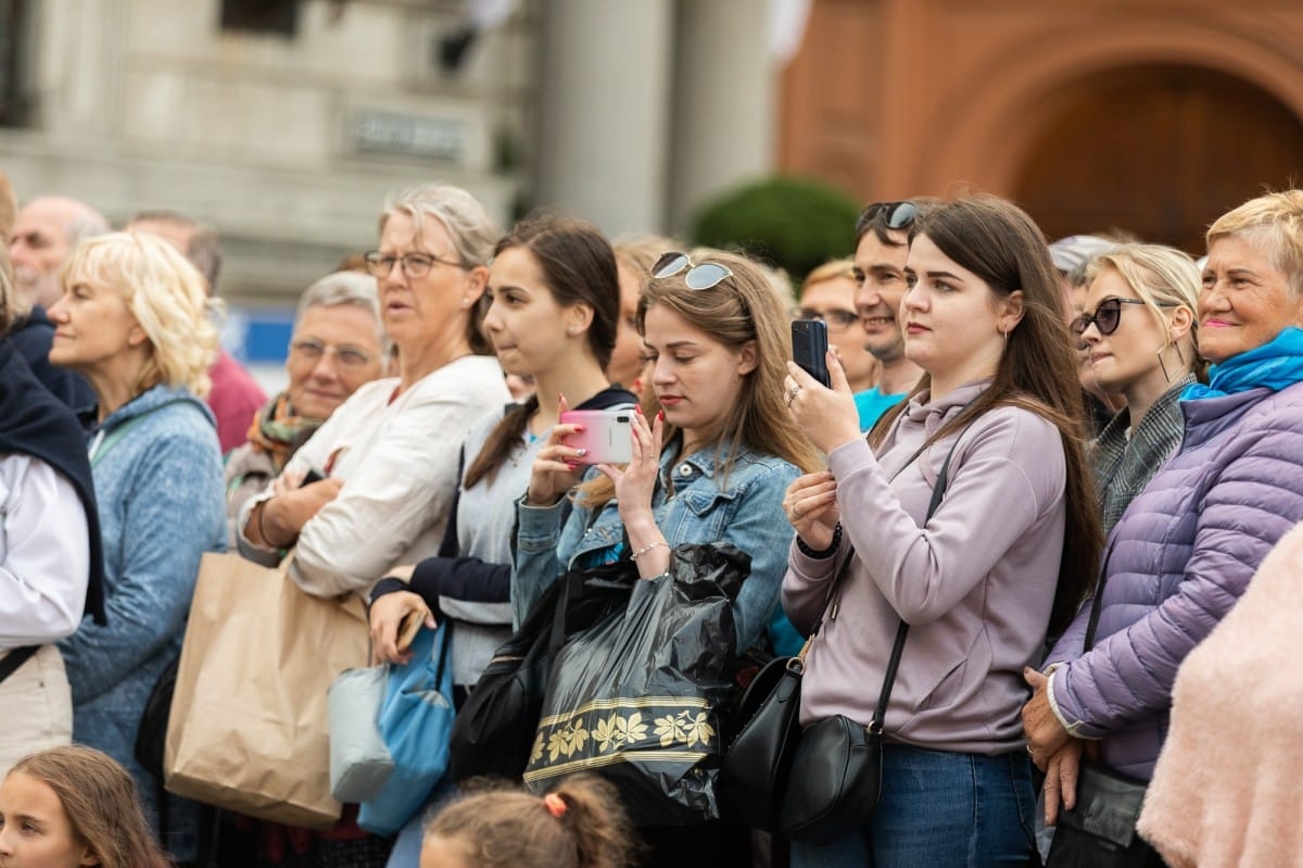 IX Starptautiskais tautas deju festivāls "Sudmaliņas" - Iepazīšanās tūre "Labāk deviņi draugi..." Vecrīgā
