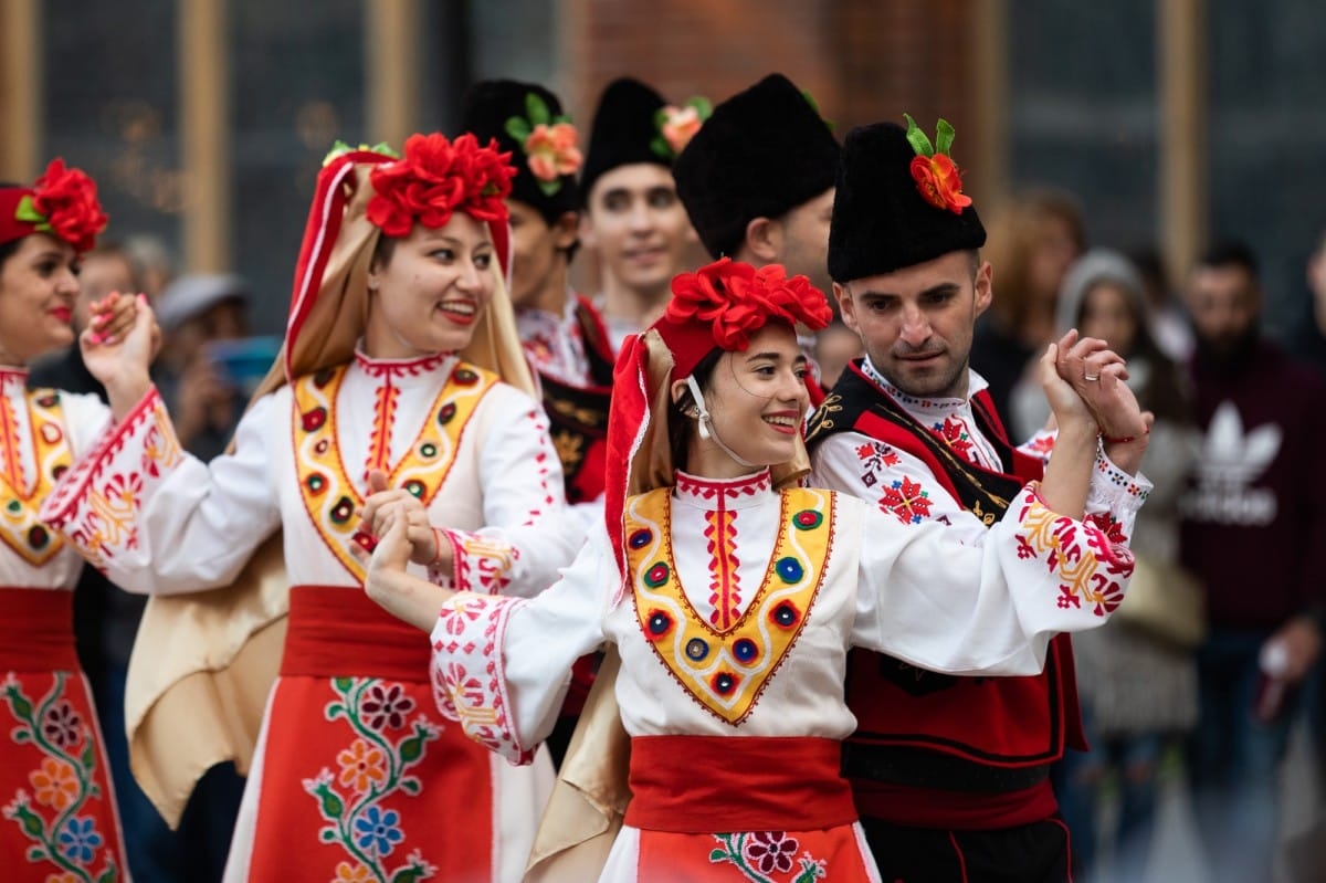 IX Starptautiskais tautas deju festivāls "Sudmaliņas" - Iepazīšanās tūre "Labāk deviņi draugi..." Vecrīgā