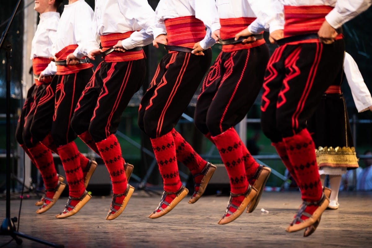IX Starptautiskais tautas deju festivāls "Sudmaliņas" - Atklāšanas koncerts "Aiz deviņām jūrām, aiz deviņiem kalniem"