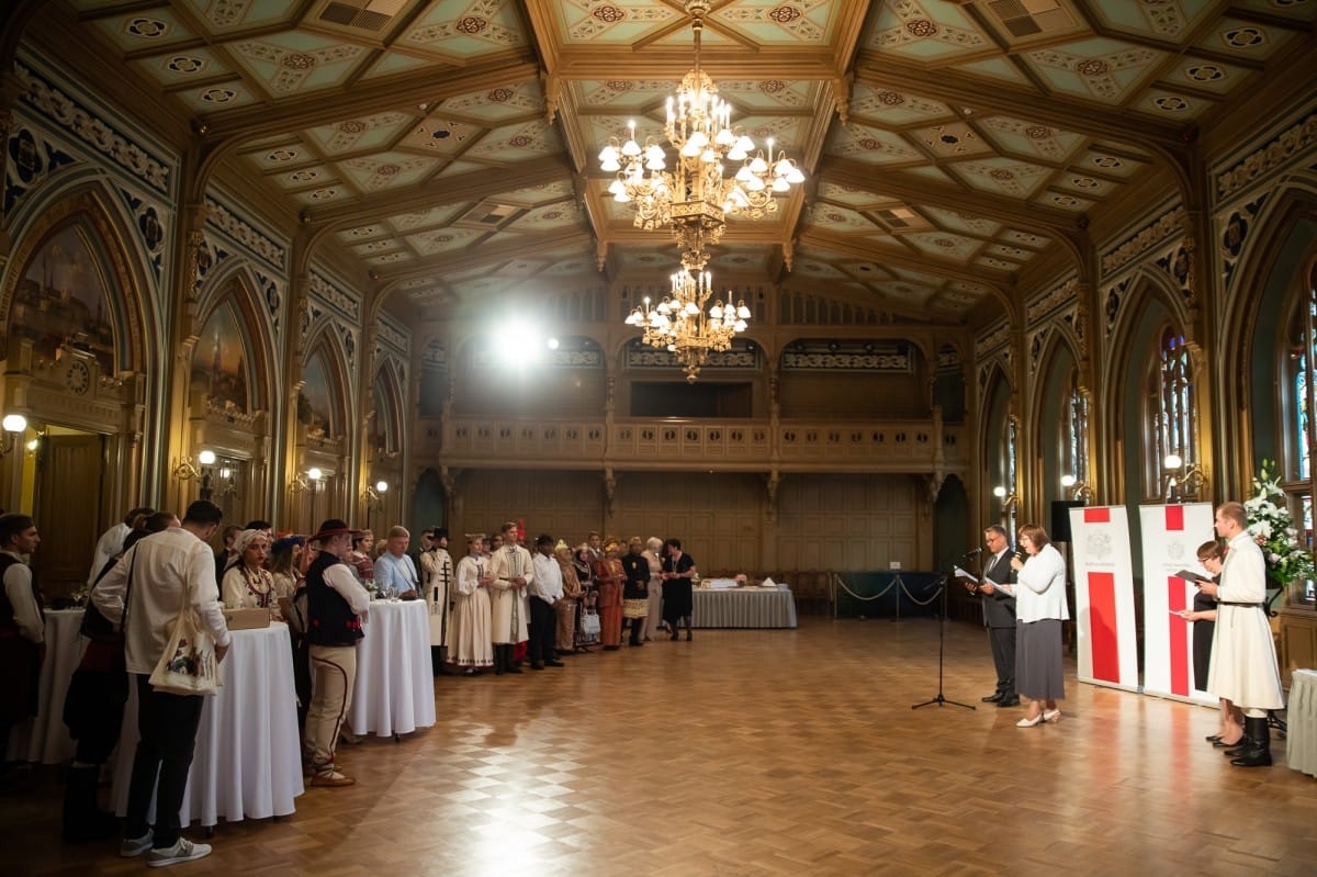 Kultūras ministrijas un Latvijas Nacionālā kultūras centra rīkota pieņemšana par godu IX Starptautiskajam tautas deju festivāla