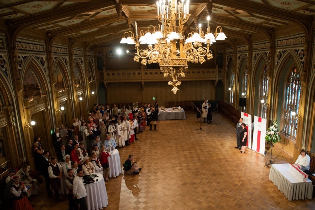 Kultūras ministrijas un Latvijas Nacionālā kultūras centra rīkota pieņemšana par godu IX Starptautiskajam tautas deju festivāla
