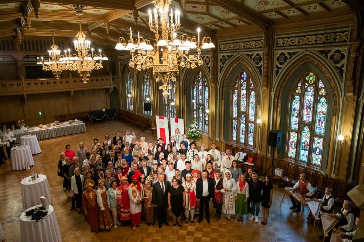 Kultūras ministrijas un Latvijas Nacionālā kultūras centra rīkota pieņemšana par godu IX Starptautiskajam tautas deju festivāla