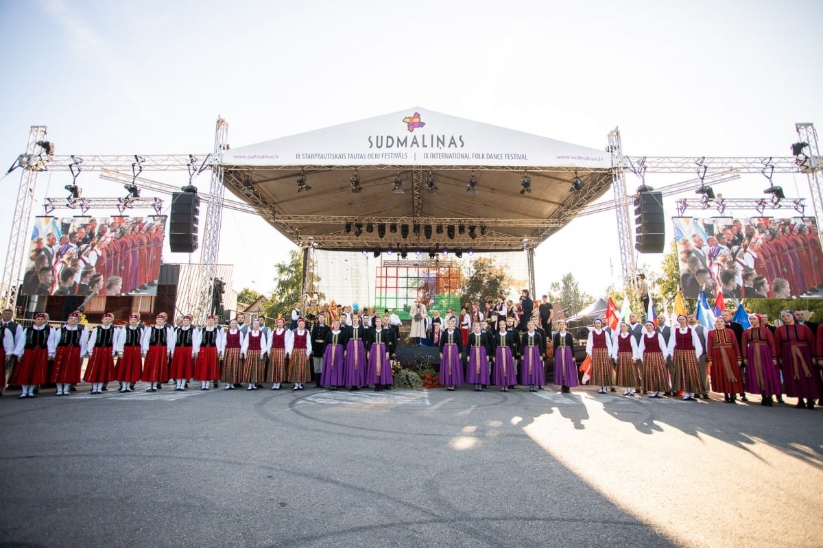 IX Starptautiskā tautas deju festivāla "Sudmaliņas" noslēguma koncerts Liepājā