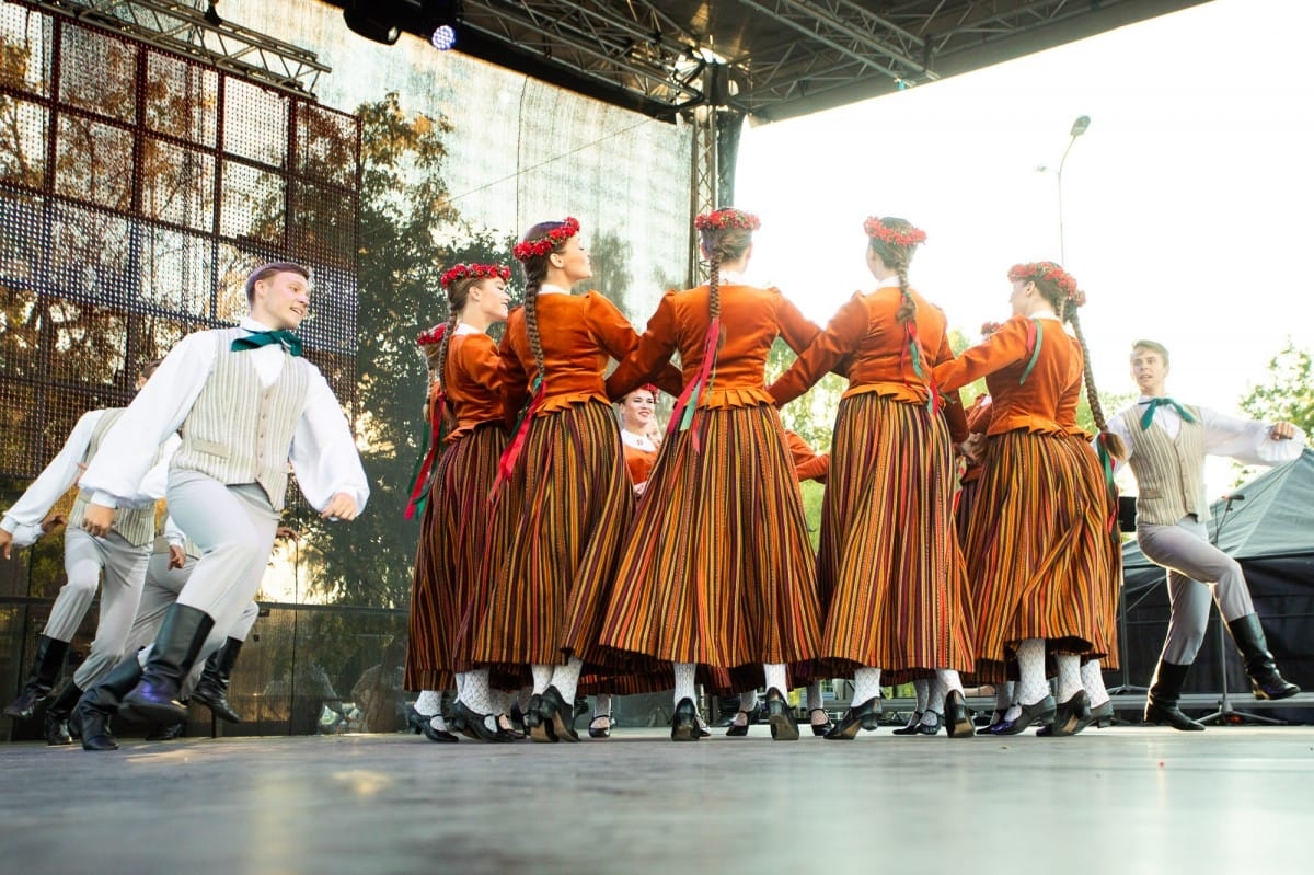 IX Starptautiskā tautas deju festivāla "Sudmaliņas" noslēguma koncerts Liepājā