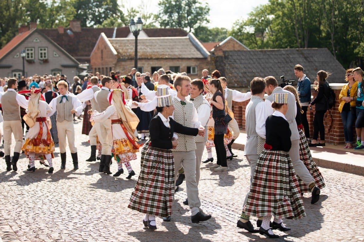 IX Starptautiskais tautas deju festivāls "Sudmaliņas" - Novadu diena Kuldīgā