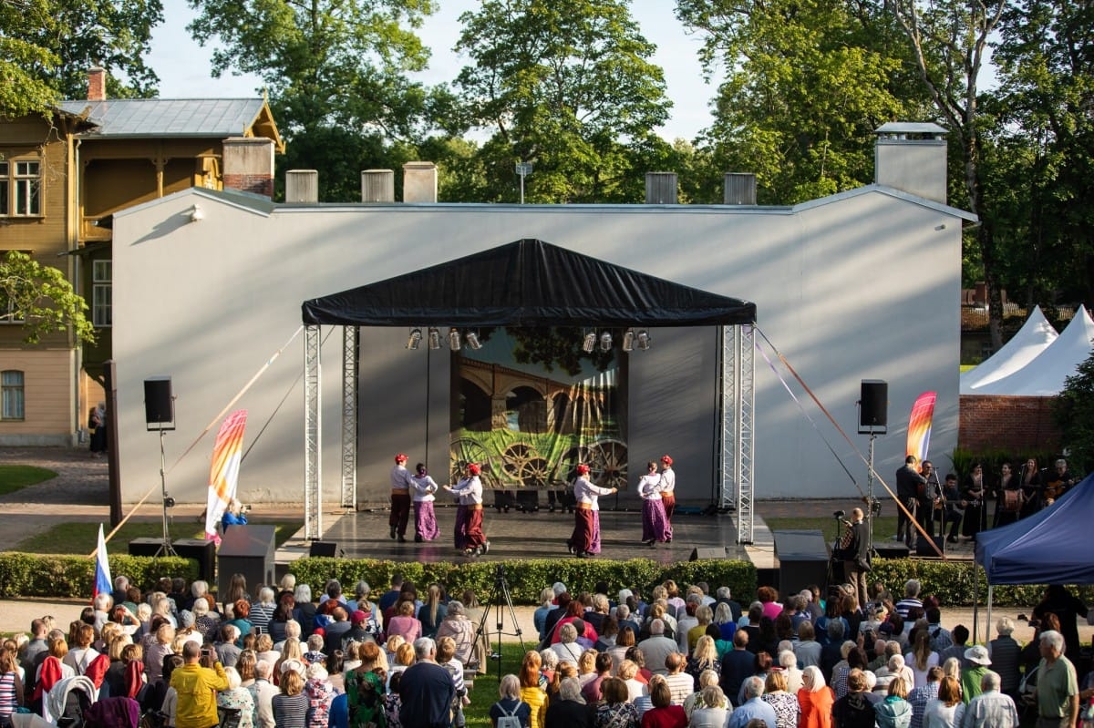 IX Starptautiskais tautas deju festivāls "Sudmaliņas" - Novadu diena Kuldīgā