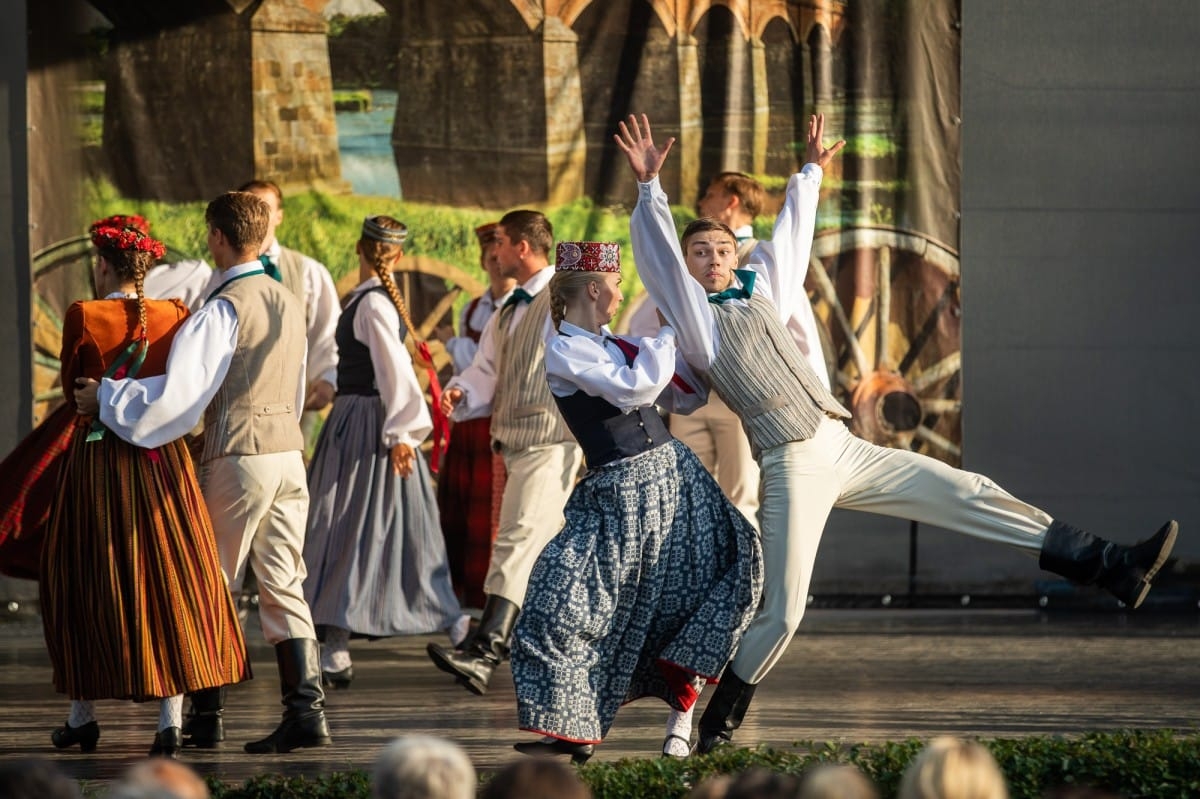 IX Starptautiskais tautas deju festivāls "Sudmaliņas" - Novadu diena Kuldīgā