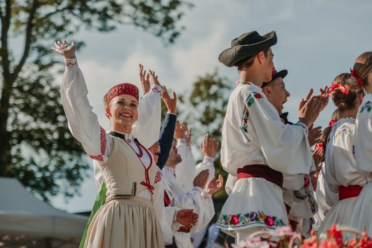IX Starptautiskais tautas deju festivāls "Sudmaliņas" - Novadu diena Siguldā