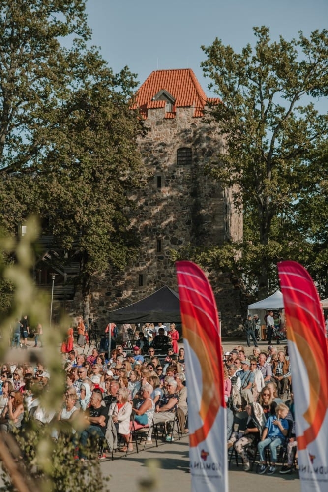 IX Starptautiskais tautas deju festivāls "Sudmaliņas" - Novadu diena Siguldā