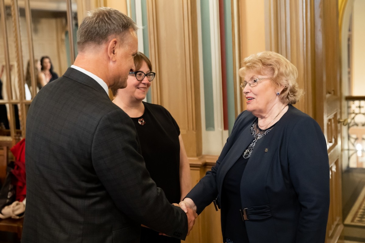Kultūras ministrijas un Latvijas Nacionālā kultūras centra rīkota pieņemšana par godu IX Starptautiskajam tautas deju festivāla
