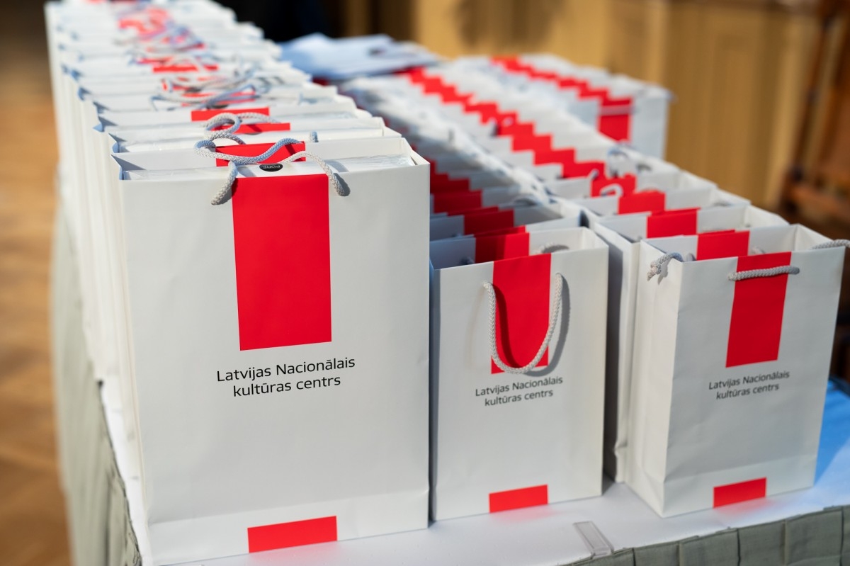 Kultūras ministrijas un Latvijas Nacionālā kultūras centra rīkota pieņemšana par godu IX Starptautiskajam tautas deju festivāla
