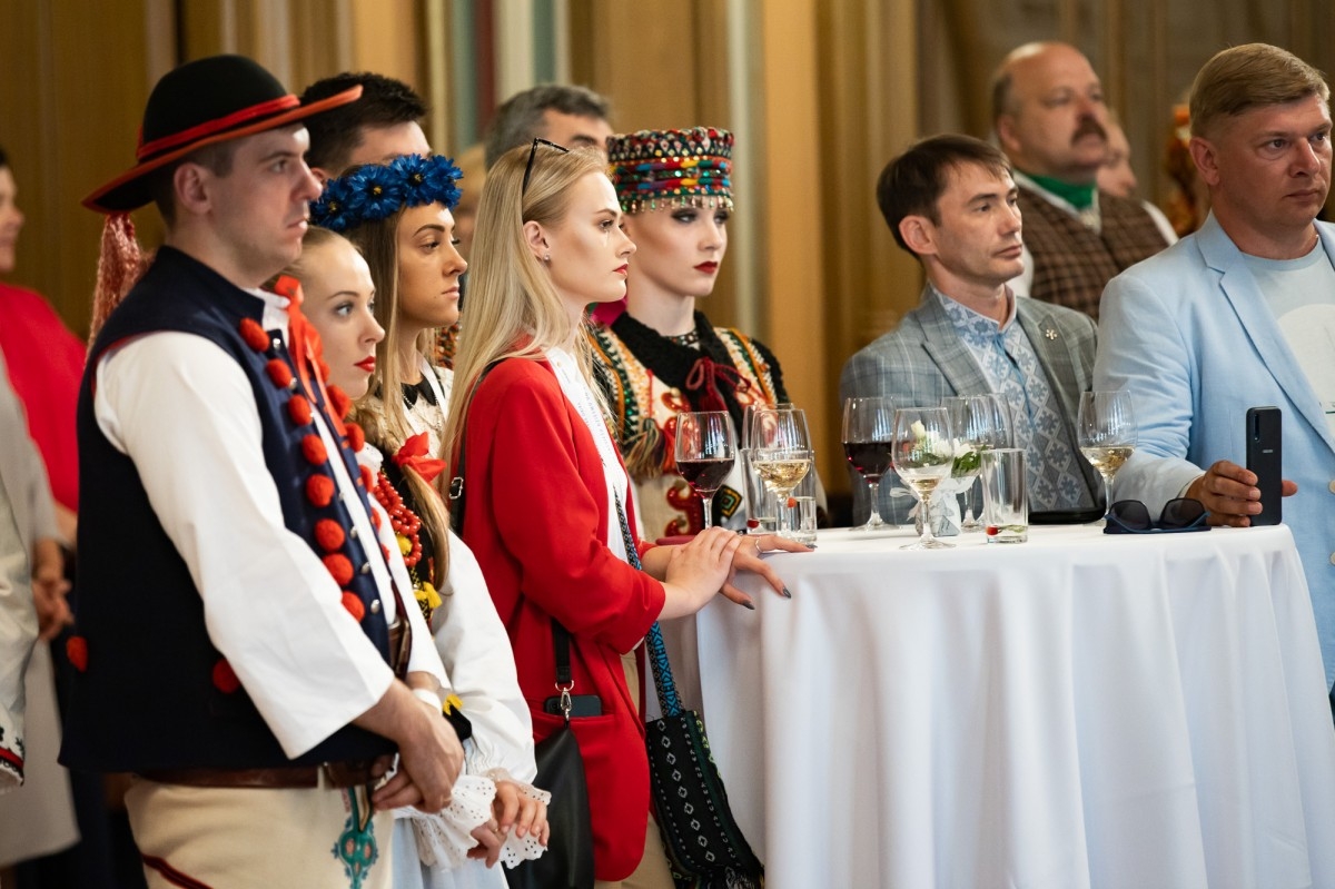 Kultūras ministrijas un Latvijas Nacionālā kultūras centra rīkota pieņemšana par godu IX Starptautiskajam tautas deju festivāla