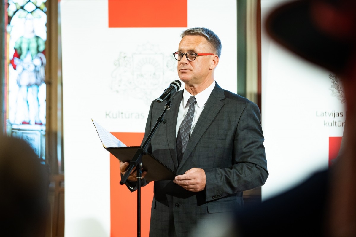 Kultūras ministrijas un Latvijas Nacionālā kultūras centra rīkota pieņemšana par godu IX Starptautiskajam tautas deju festivāla