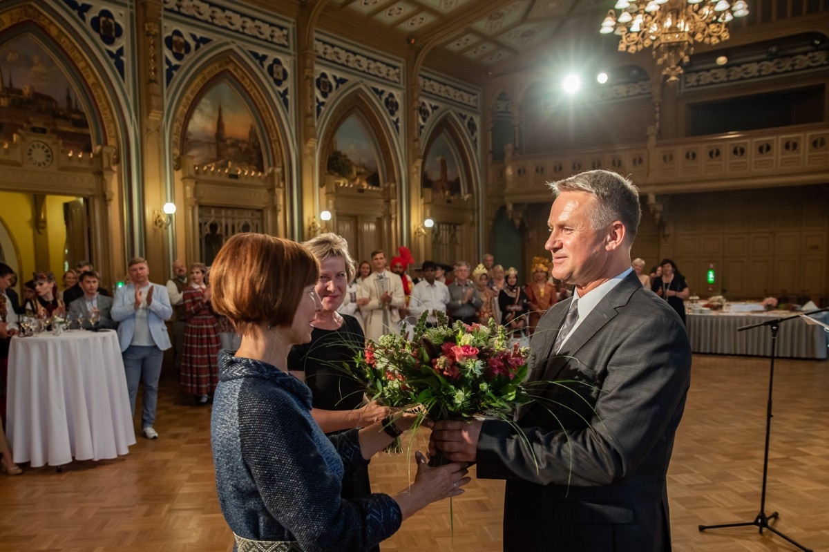 Kultūras ministrijas un Latvijas Nacionālā kultūras centra rīkota pieņemšana par godu IX Starptautiskajam tautas deju festivāla