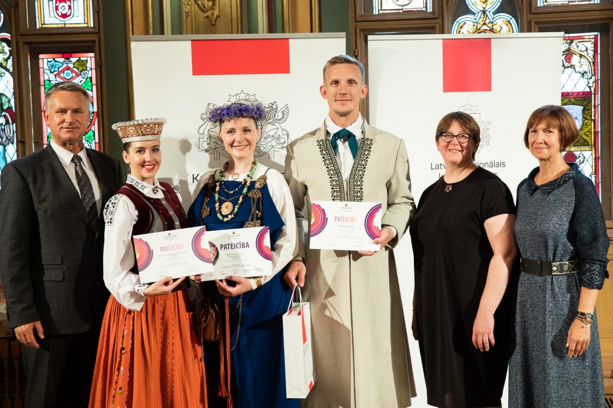 Kultūras ministrijas un Latvijas Nacionālā kultūras centra rīkota pieņemšana par godu IX Starptautiskajam tautas deju festivāla