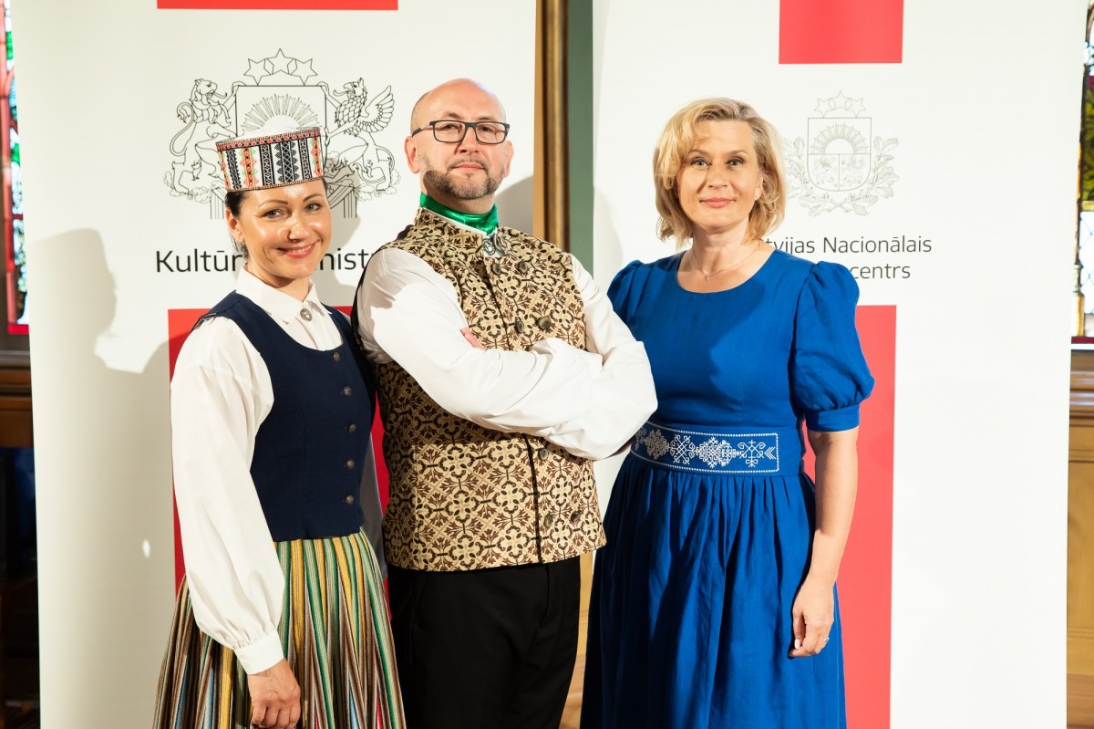 Kultūras ministrijas un Latvijas Nacionālā kultūras centra rīkota pieņemšana par godu IX Starptautiskajam tautas deju festivāla