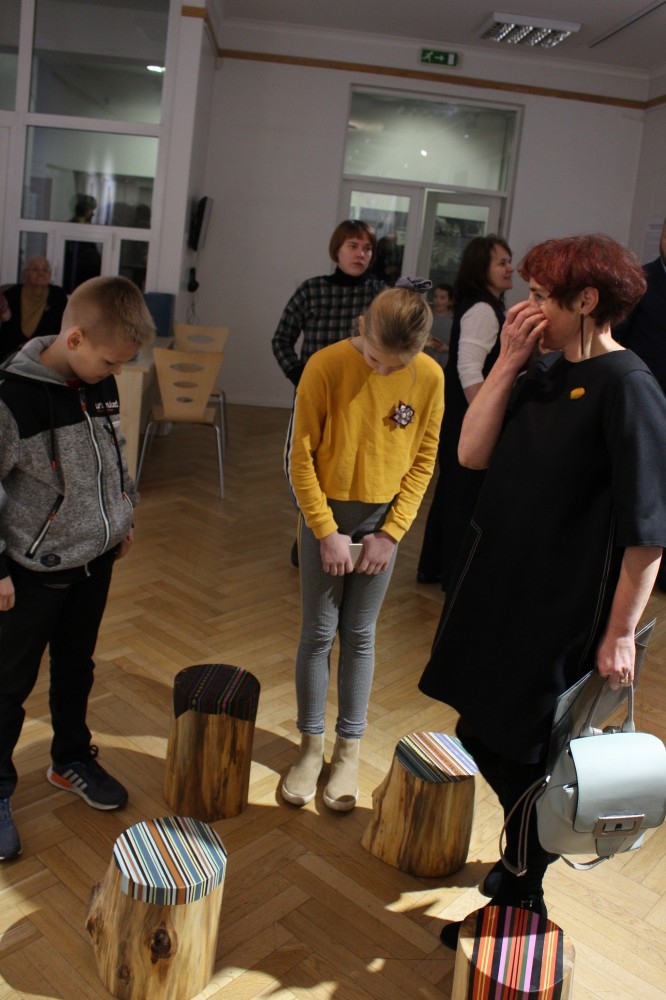 Izstādes "Dārgumi: Ko stāsta tautastērps" atklāšana Ogrē 12.11.2019.
