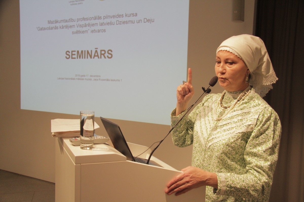 Mazākumtautību māksliniecisko kolektīvu seminārs