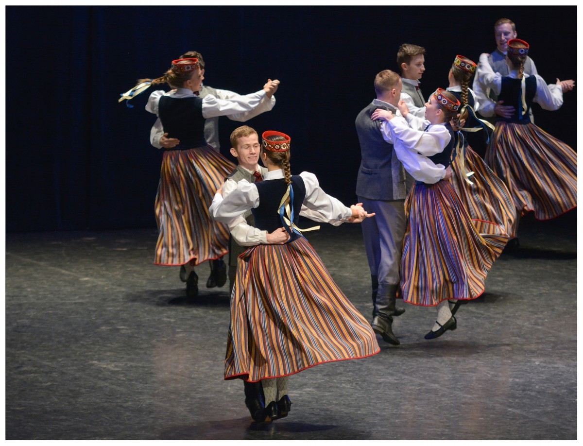 Jaunrades deju konkursa fināls Ogrē - 1. daļa