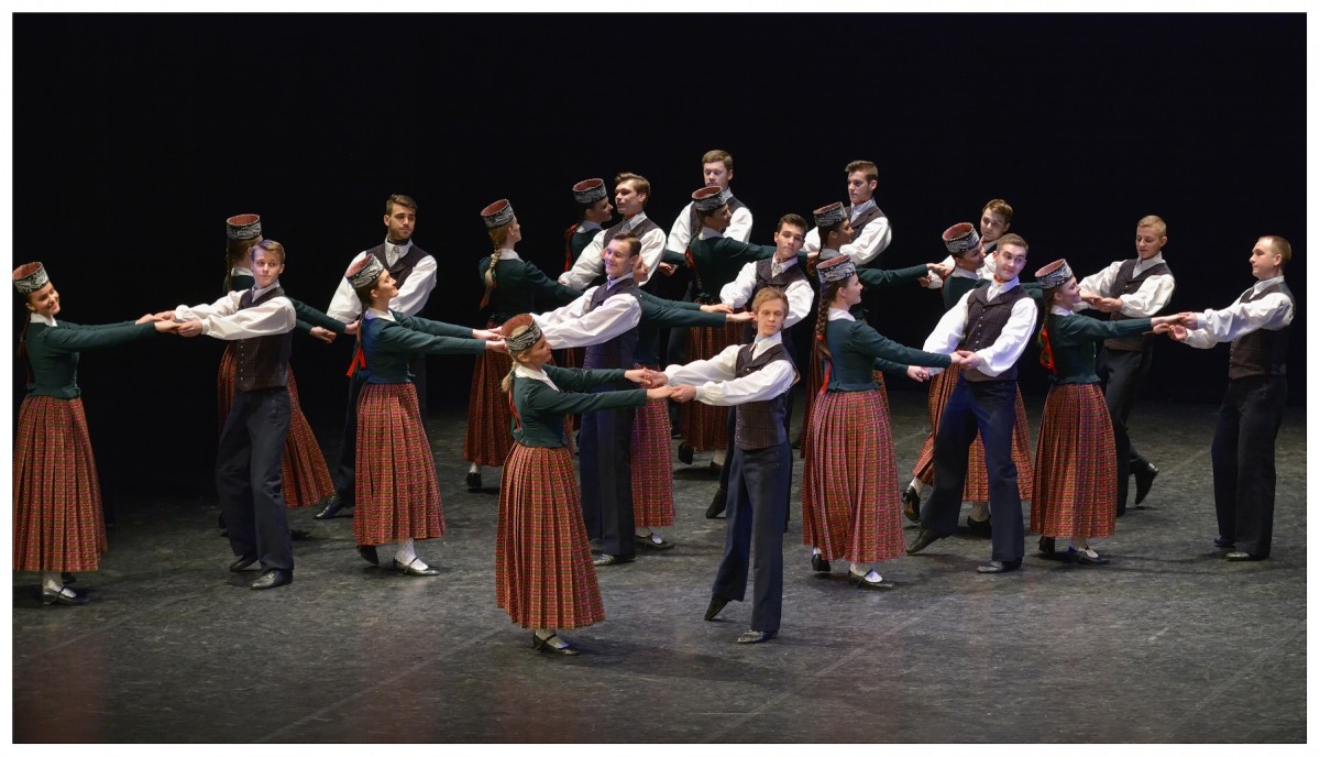 Jaunrades deju konkursa fināls Ogrē - 1. daļa