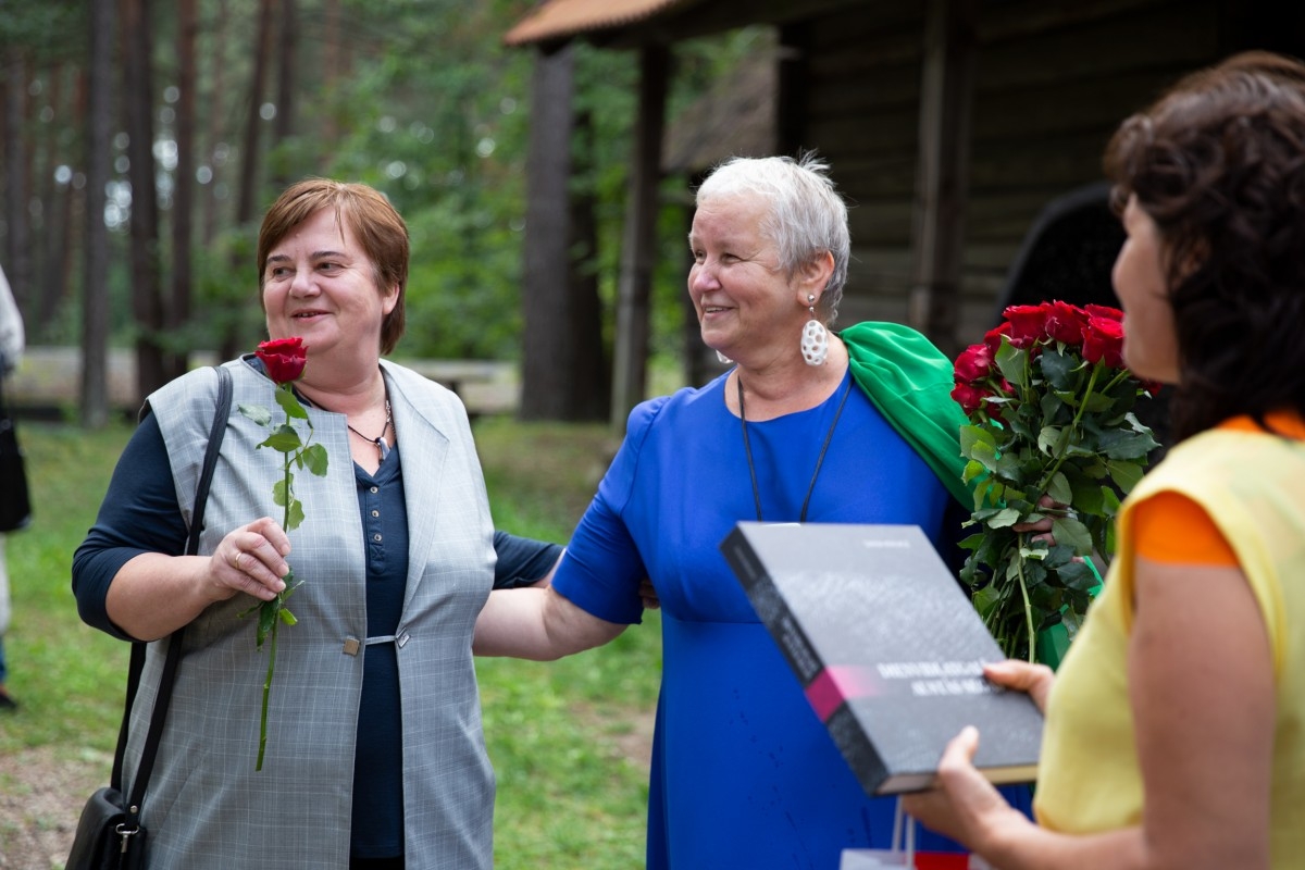 Grāmatas "Dienvidlatgalē austās segas" atvēršanas svētki Brīvdabas muzejā