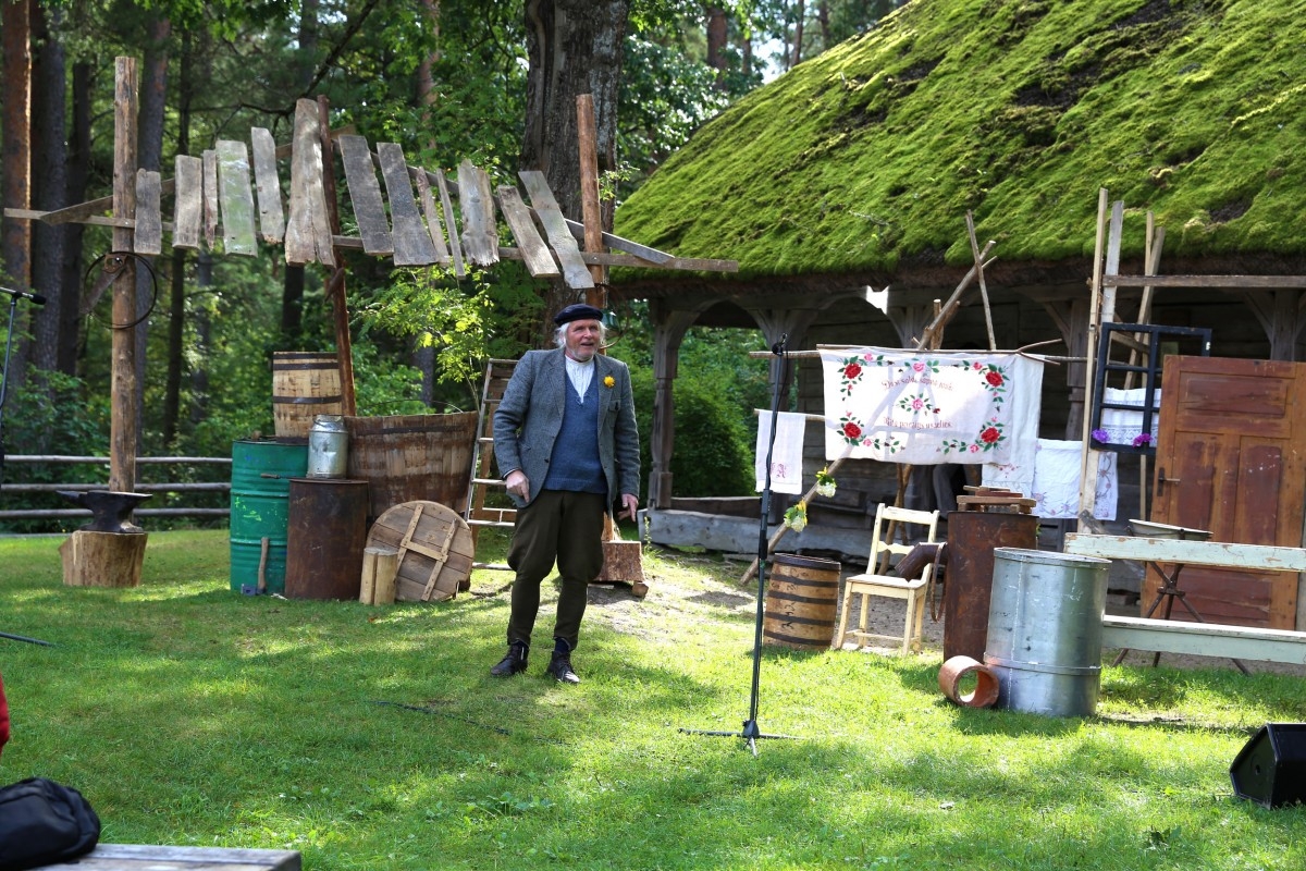 VI Latvijas novadu amatierteātru svētki Brīvdabas muzejā