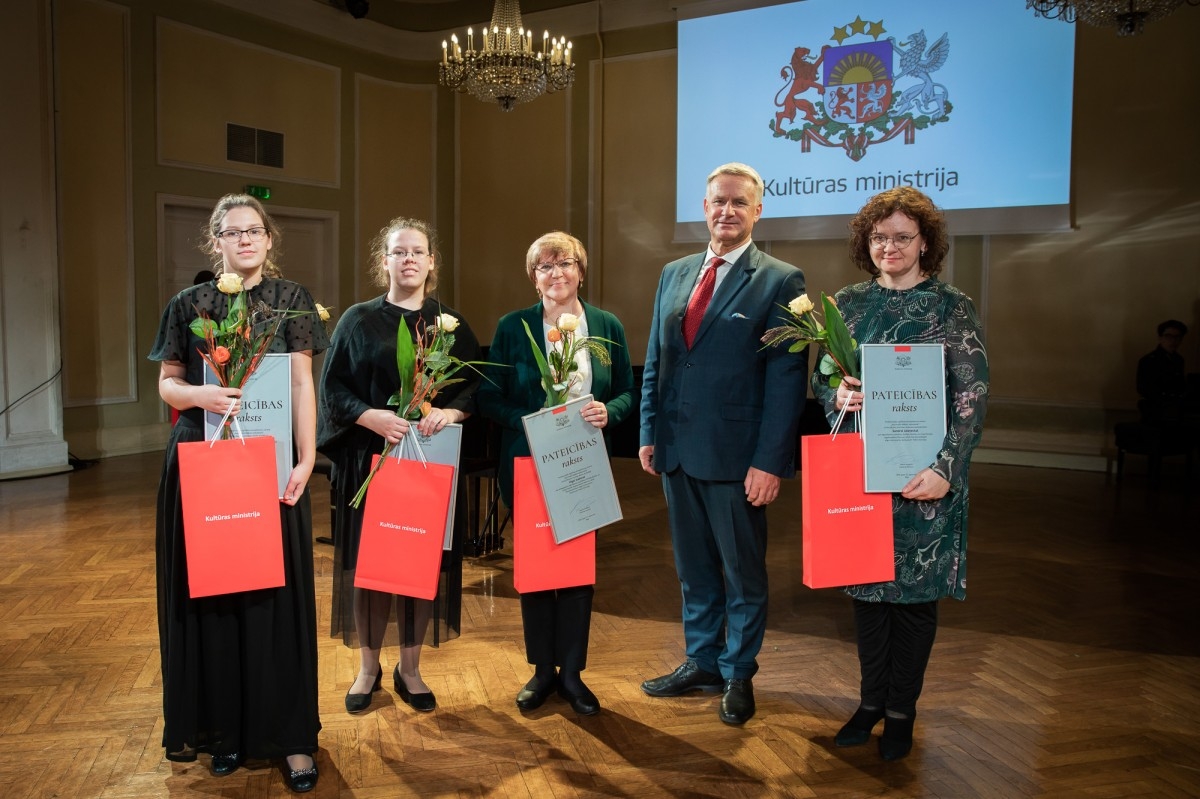Kultūras ministrijas apbalvojuma un "Cimzes balvas 2020" pasniegšanas ceremonija izciliem pedagogiem un skolēniem kultūrizglītī