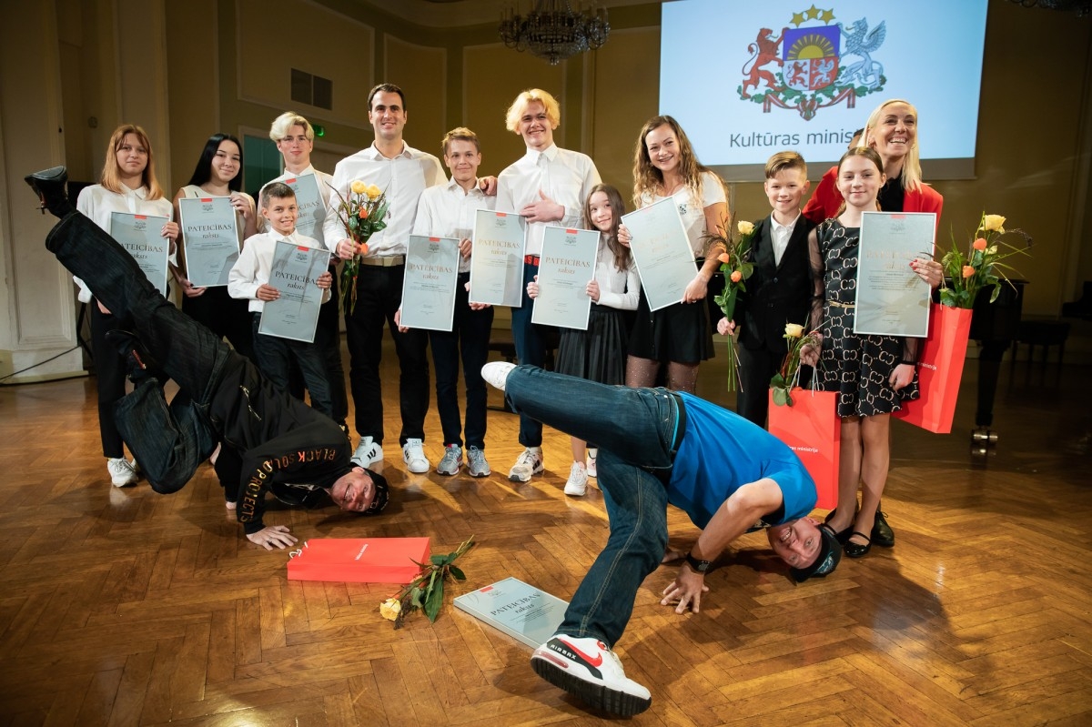 Kultūras ministrijas apbalvojuma un "Cimzes balvas 2020" pasniegšanas ceremonija izciliem pedagogiem un skolēniem kultūrizglītī