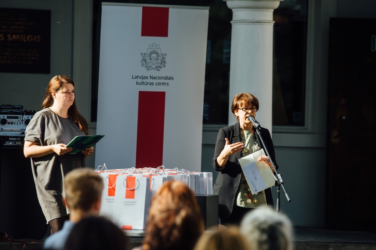 Latvijas mākslas skolu audzēkņu Valsts konkursa laureātu apbalvošana LKA E. Smiļģa Teātra muzejā