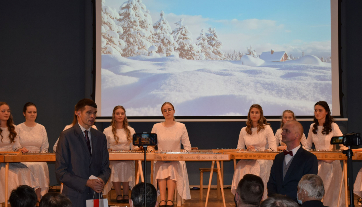 foto no kokļu koncerta