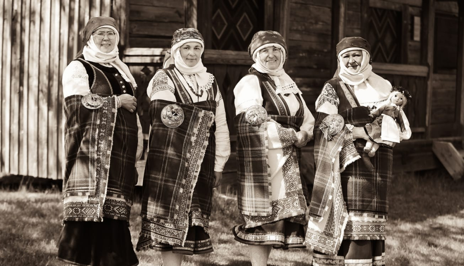 Izstādes "Piecgarša" foto