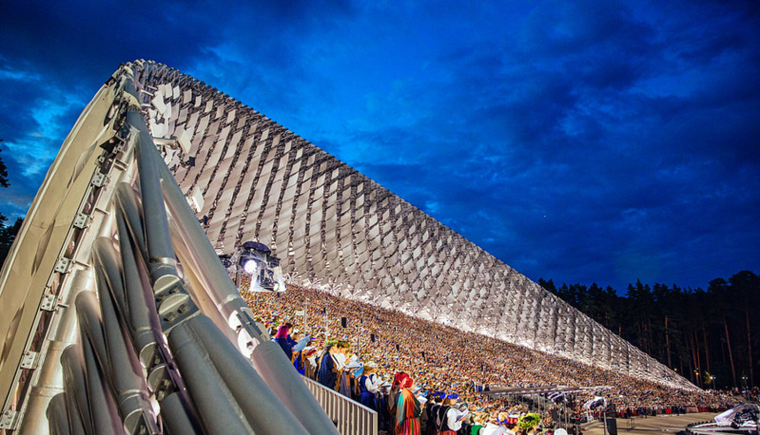 Dziesmu svētku estrāde_