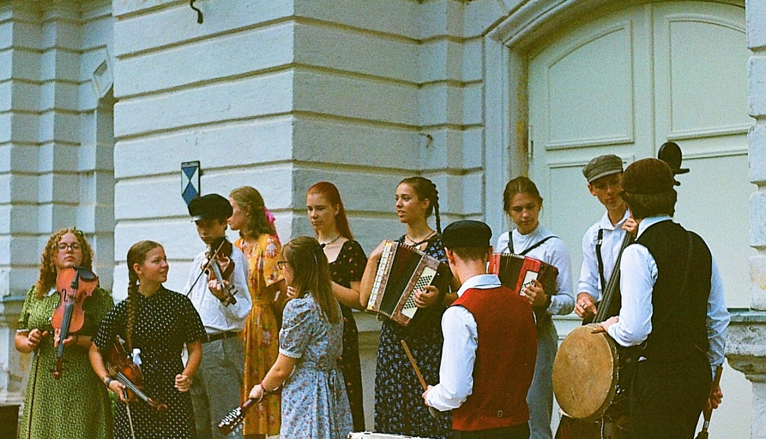 Jauniešu Etnodienu dalībnieki 2024. gadā